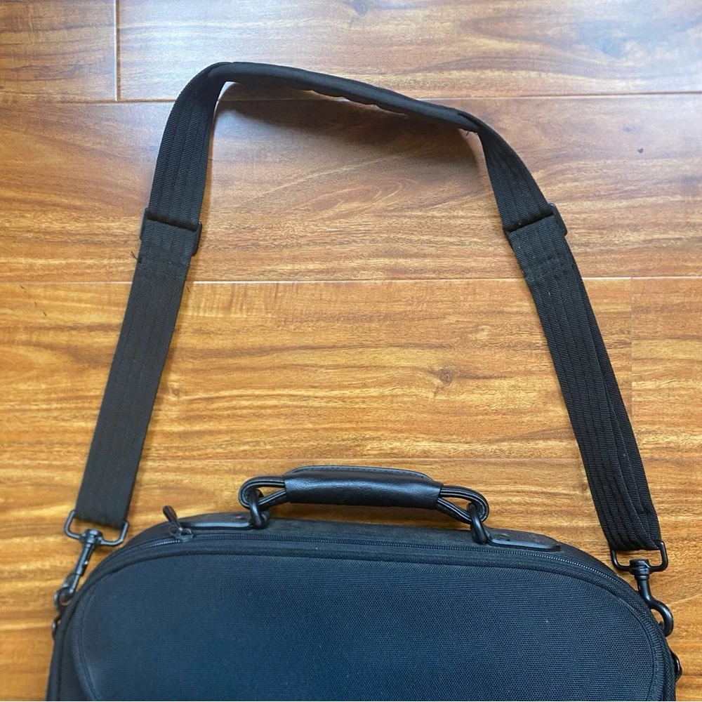 Genuine Dell Black Sturdy 15